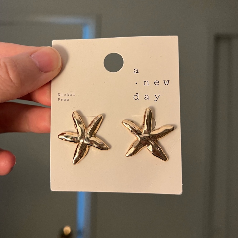 A New Day starfish earrings